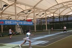 他假扮贝林厄姆去看比赛，结果被体育节目当成真的给报道了出来